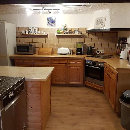 Apartment With Garden In A Wooded Setting Auw bei Prum Esterno foto