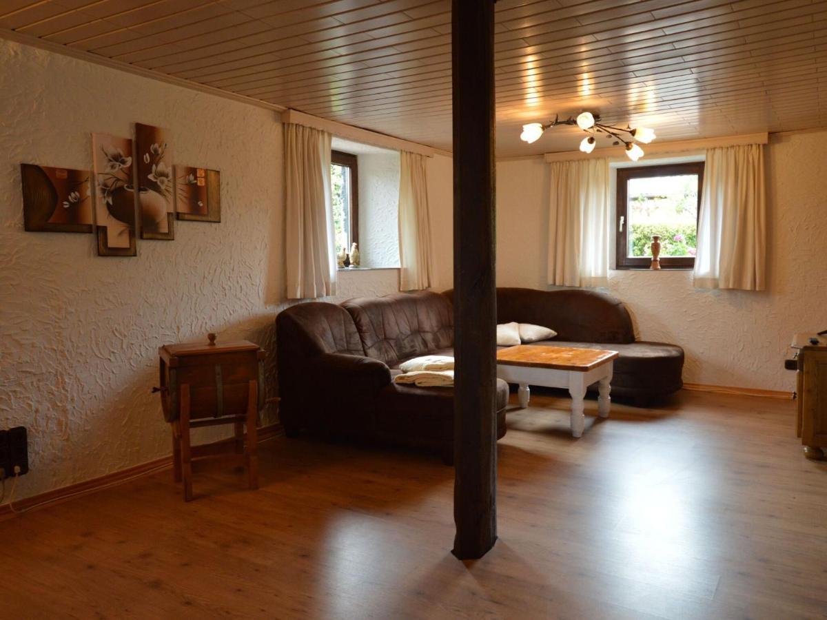 Apartment With Garden In A Wooded Setting Auw bei Prum Esterno foto
