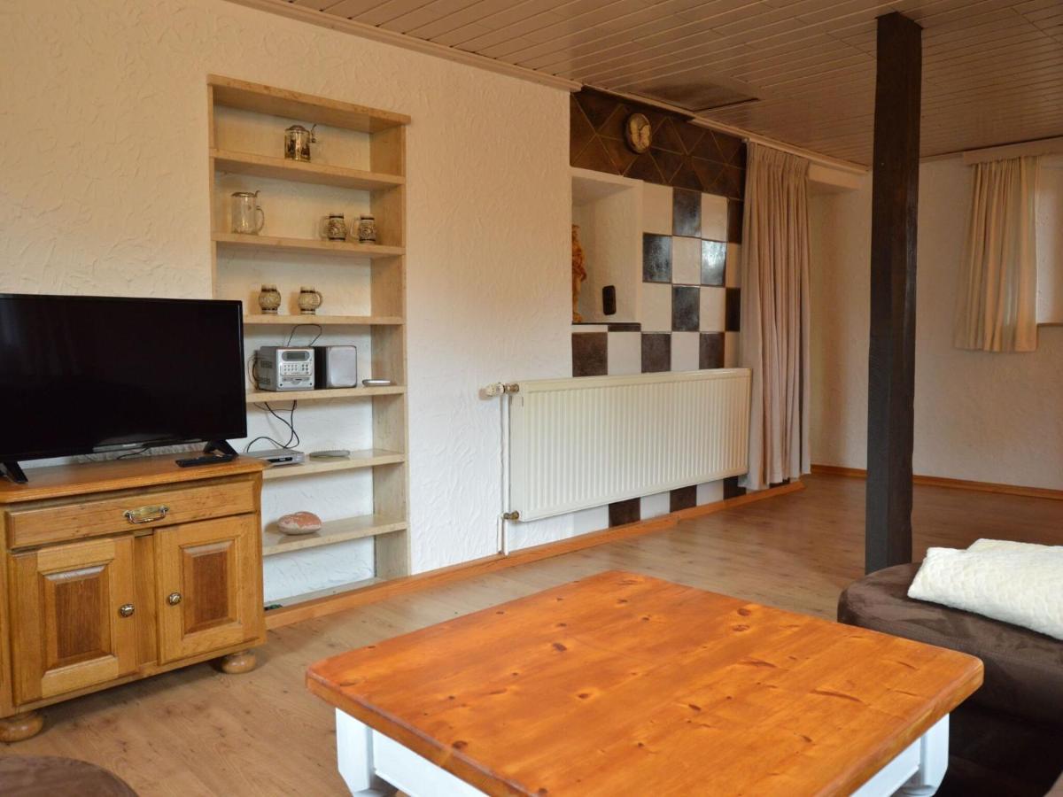 Apartment With Garden In A Wooded Setting Auw bei Prum Esterno foto